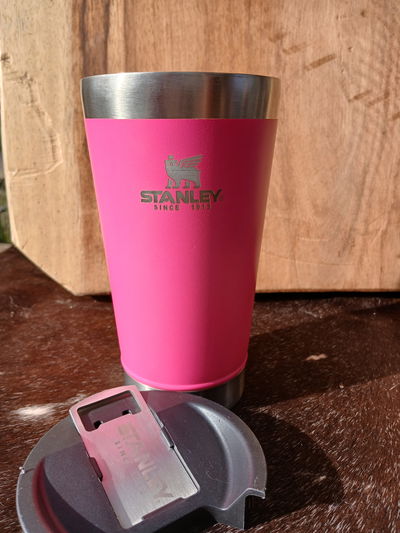Stanley Cervecero 473ml con tapa