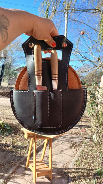 Funda con manija ecocuero + Tabla