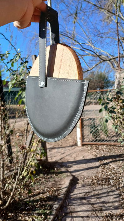 Funda semiccircular ecocuero + tabla