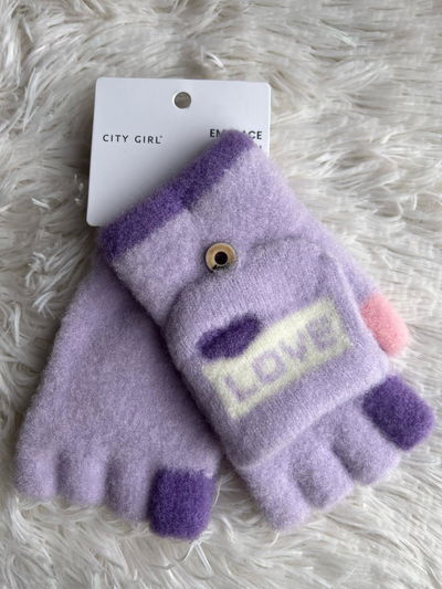 Guantes sin dedos.