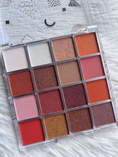Paleta de 16 sombras City Girl