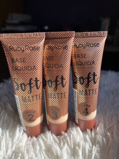 Base de maquillaje acabado Matte