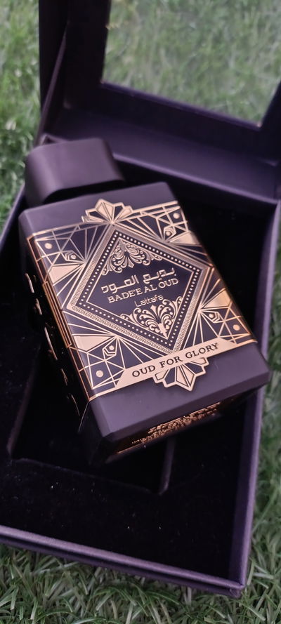 Lattafa Oud For Glory - (NEGRO)