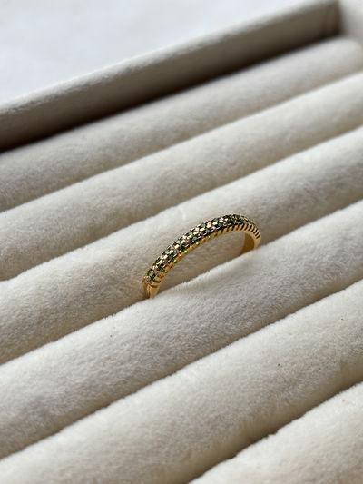 Anillo cubic verde