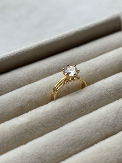 Anillo cubic