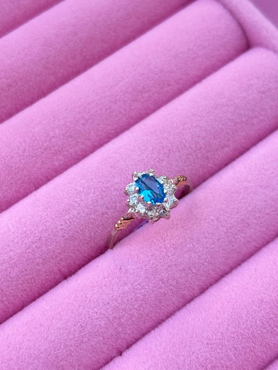 Anillo oval