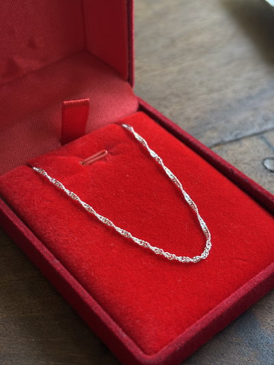 Cadena plata singapur