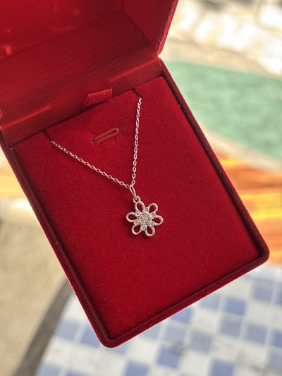 Gargantilla florcita