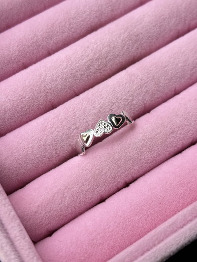 Anillo corazones