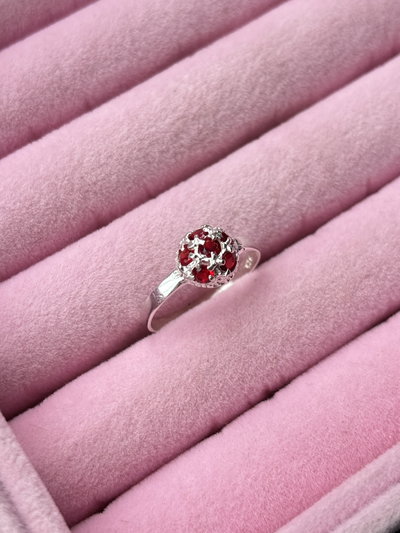 Anillo frutilla roja