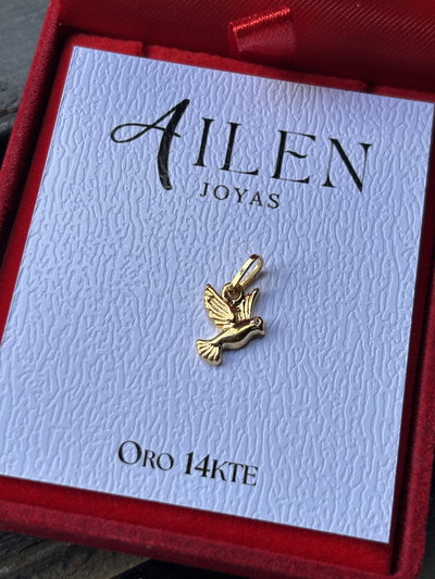 Dije Espíritu Santo pequeño