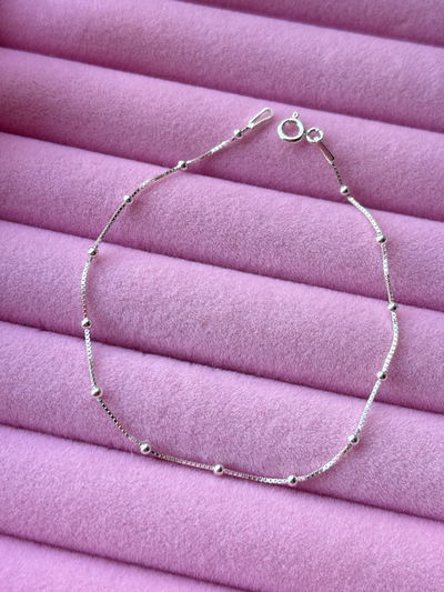 Pulsera bolitas