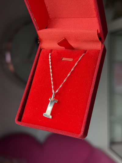 Conjunto de plata Inicial grande