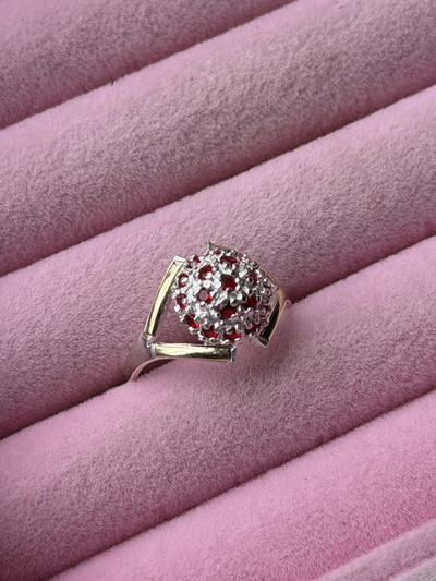 Anillo frutillon rojo plata y oro