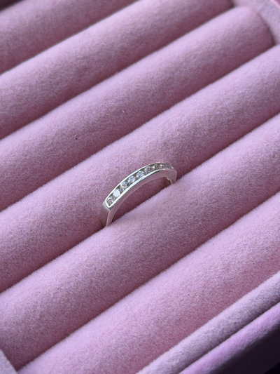 Anillo Medio Sin Fin cubic blanco