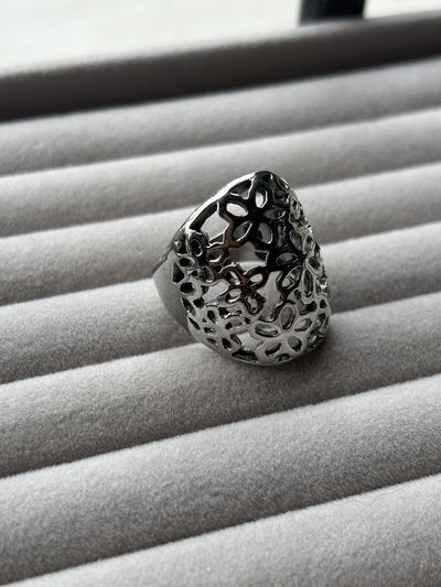 Anillo flores