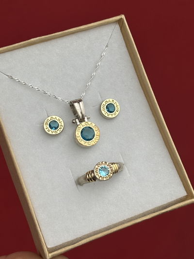 Conjunto completo mediano