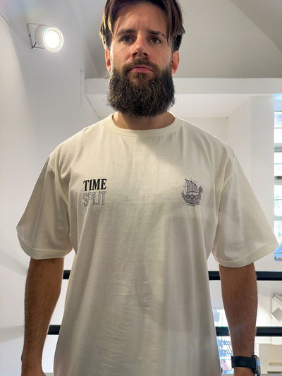 Remera Time Split Blanco/Crema