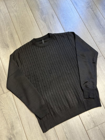 Sweater Trenzado Negro