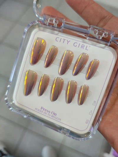 PressOn CITY GIRL 