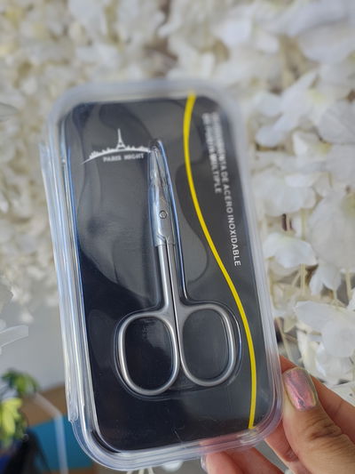 Tijera cortacuticulas PARIS NIGHT amarillo 