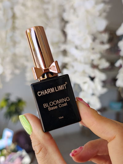 Base BLOOMING CHARMLIMIT 