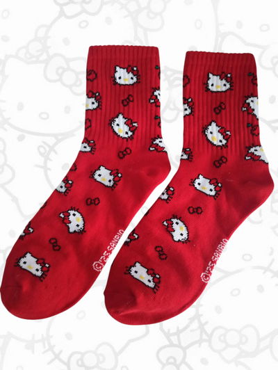 HELLO KITTY MOÑOS ROJOS