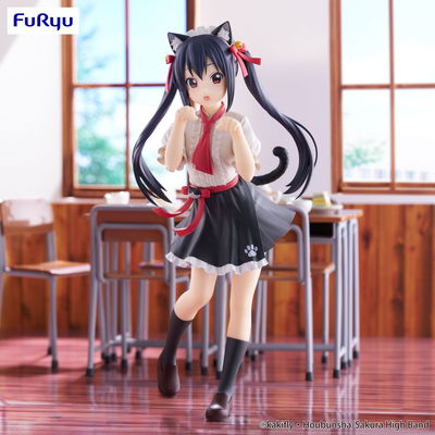 Azusa Nakano de K-on 