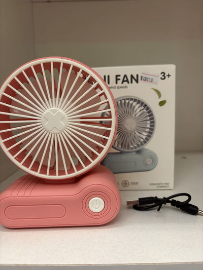 Mini ventilador para pestañas