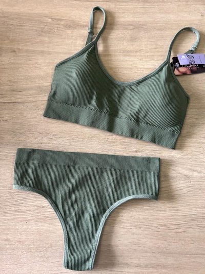 CONJUNTO DEPORTIVO 3 - D'LIRIO