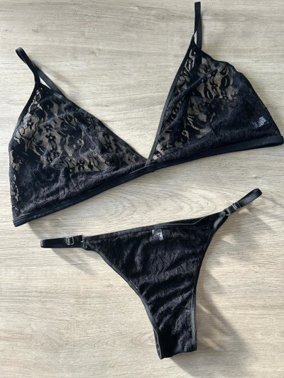SET LEANDRA