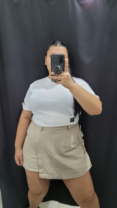 Short pollera cargo rigido