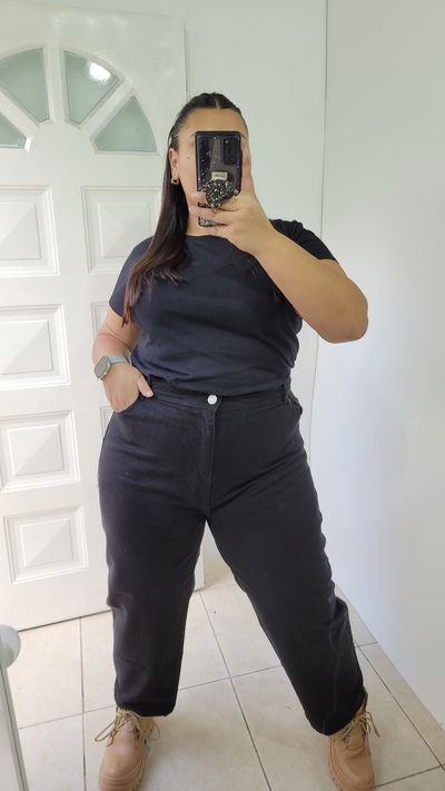 Jean mom negro clásico 