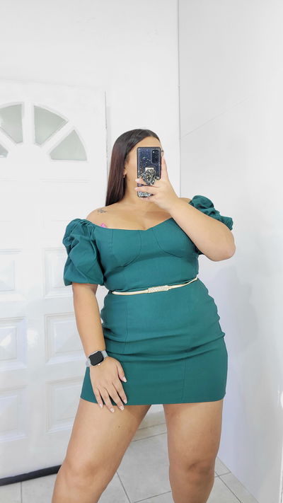 Vestido princesa mangas cortas