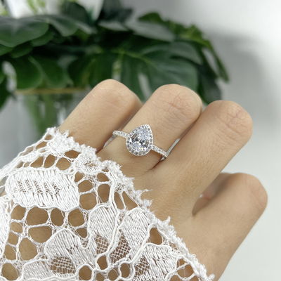 Anillo de Compromiso Gota Plata 925