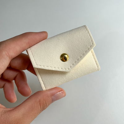 Noble Case Crema Mini Organizador de Joyas