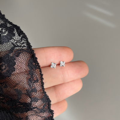 Aros Cubic Cuadrado 4mm Plata 925