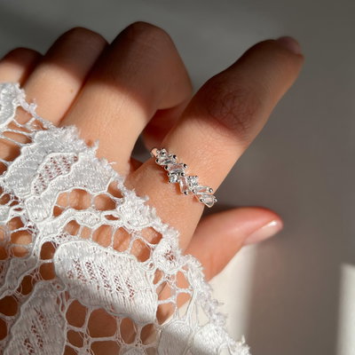 Anillo Zara AB