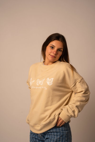BUZO RUSTICO MARIPOSAS BEIGE