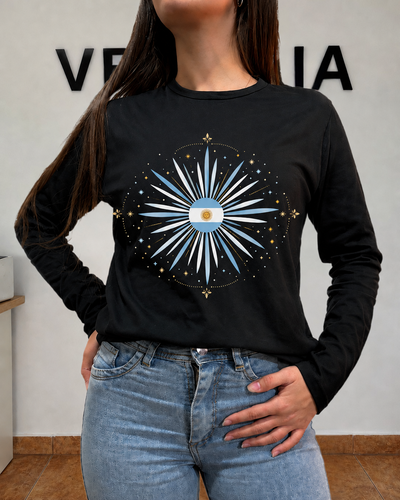 REMERA MANGA LARGA ARG LUCES