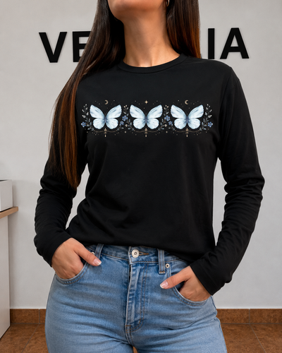 REMERA MANGA LARGA 3 MARIPOSAS