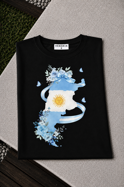 REMERA NEGRA ARG FLOR