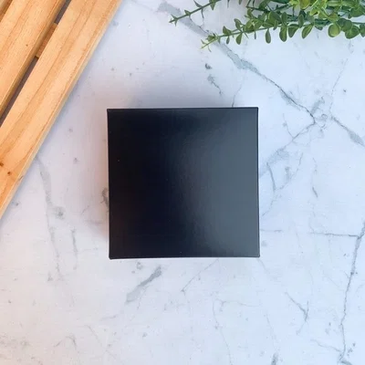 Caja Mera roja o negra– Packaging San Valentín