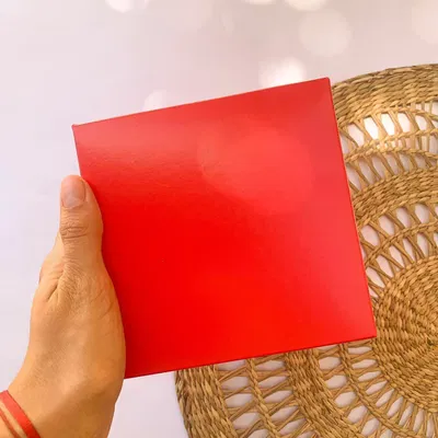 Caja Mera roja o negra– Packaging San Valentín