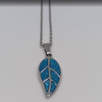 Collar Hoja Celeste