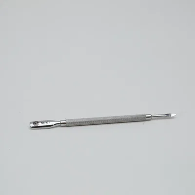 NS 421 Repujador de cuticulas Profesional