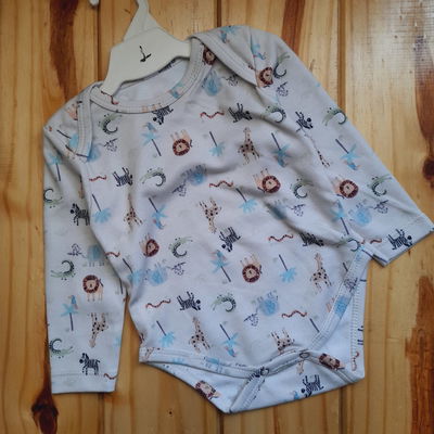 Bodys cuello Americano Estampados 