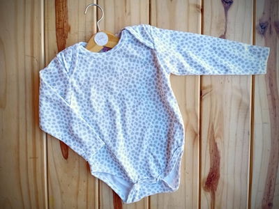 Bodys cuello Americano 