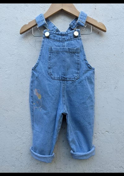 Jardinerito de jean Hello Kity
