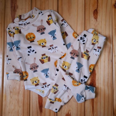 Conjunto Plush Body+Babucha t.1 al 5